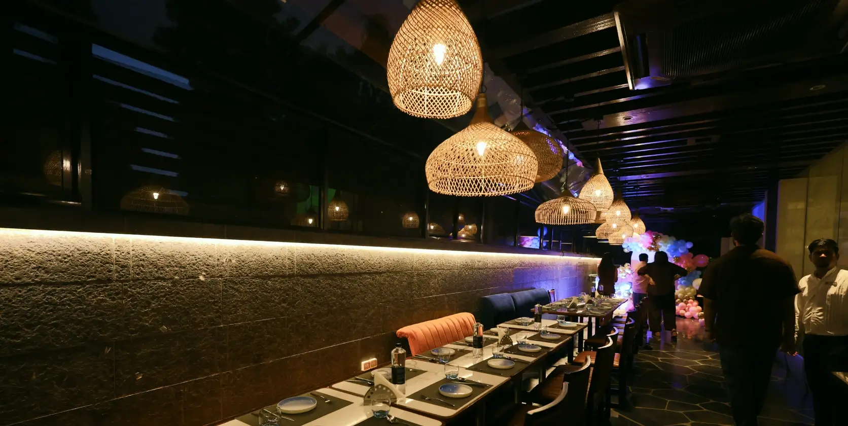 Donna Skylounge